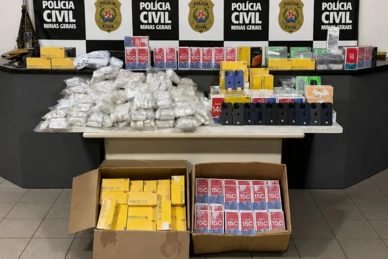 Polícia Civil apreende 750 tabletes de haxixe marroquino avaliados em R$ 8 milhões