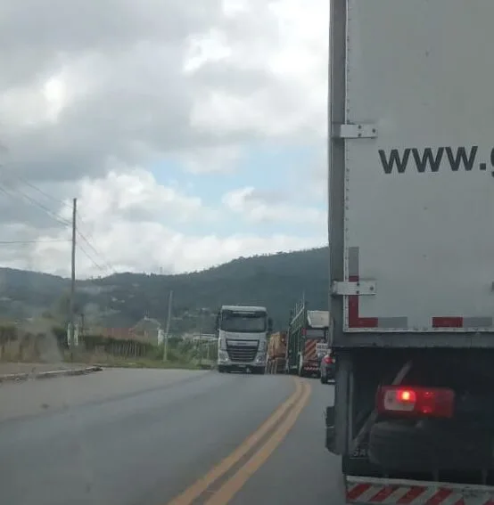 Obras na BR-381 causam lentidão em diferentes trechos entre Belo Horizonte e Governador Valadares; saiba quais