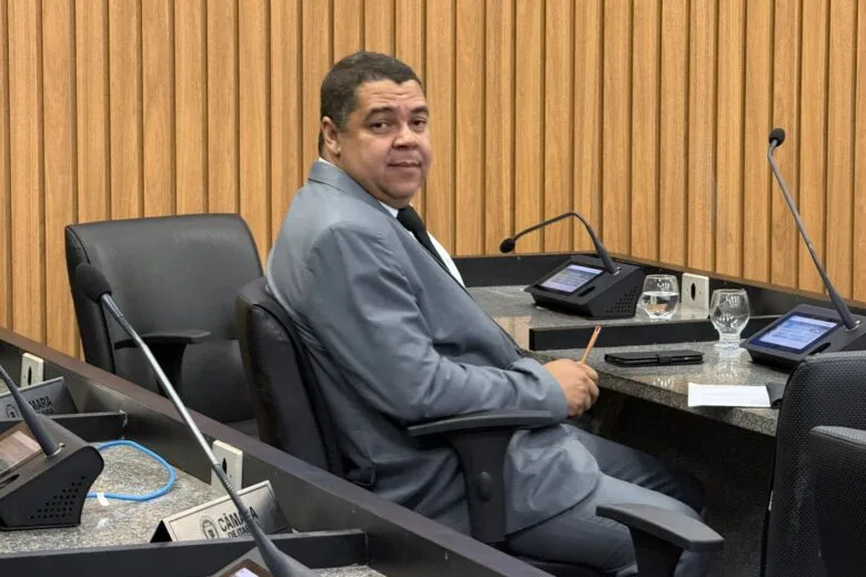 Câmara de Itabira: comissão processante terá 90 dias para concluir apuração contra Luiz Carlos de Ipoema