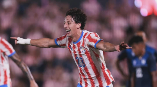 Paraguai vence por 1 a 0 e elimina Turquia no grupo D da Copa