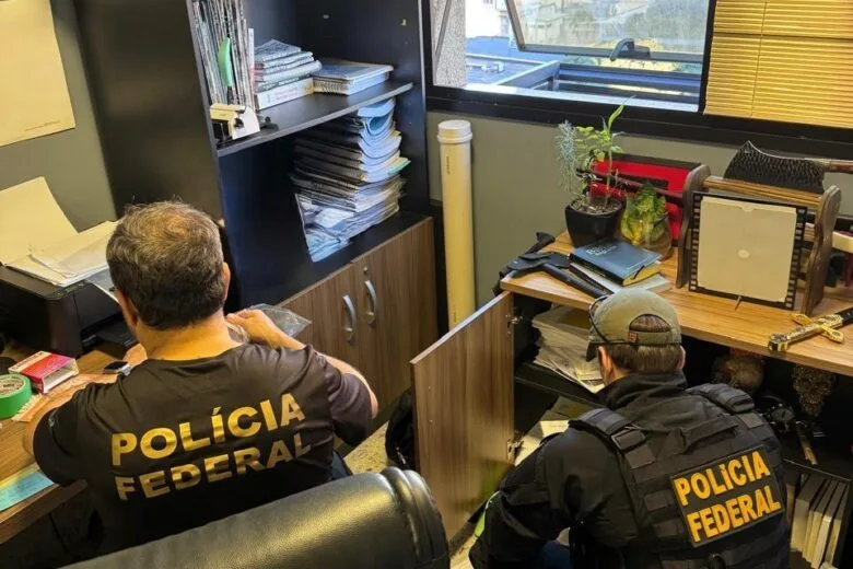 PF prende dois homens em operação contra espionagem e tentativa de influenciar juiz em Minas