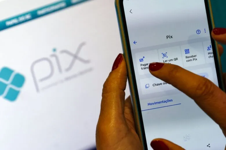 Bancos saem em defesa do Pix após justificativas dos EUA para o novo tarifaço