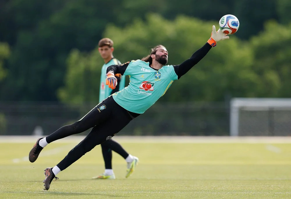 Com a apresentação do "trio da Champions", Brasil inicia preparação para Copa do Mundo nos EUA