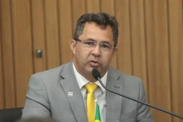 Vereador propõe que a Prefeitura de Itabira divulgue cronogramas de limpeza urbana e manutenção de espaços públicos
