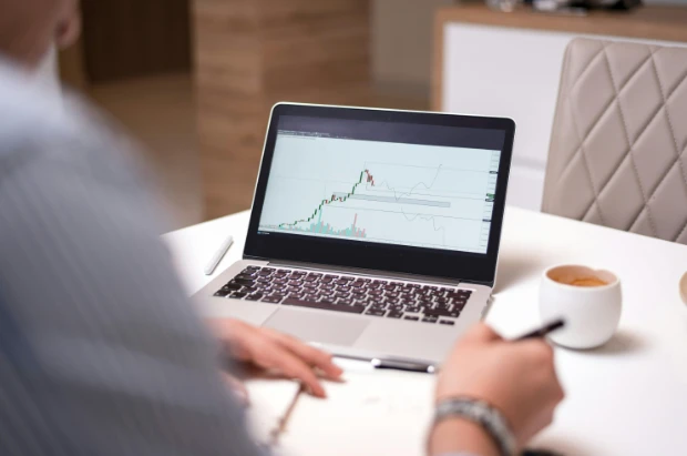 Como o Bitcoin começou a influenciar as pequenas empresas digitais no Brasil