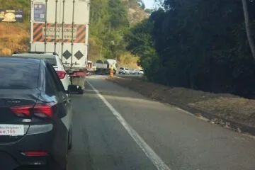 Obras provocam lentidão em diferentes trechos da BR-381 neste domingo; veja os pontos de intervenção